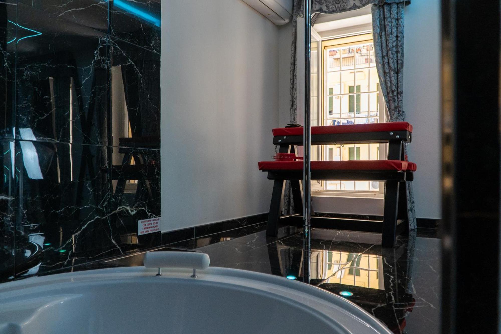 Suite Luxury Bdsm Roma Exterior foto